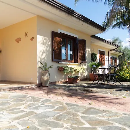 וילה Laura With Private Pool *